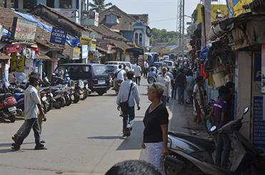 02 Magao_Town,_Goa_DSC6180_b_H600